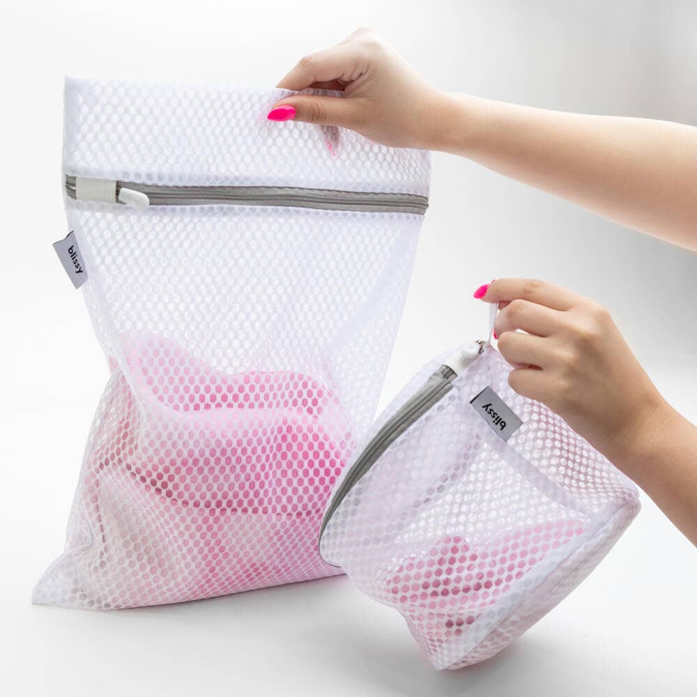 Mesh Wash Laundry Bags (2 Pack)