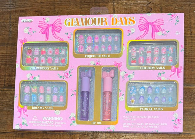 Glamour Days Beauty Kit