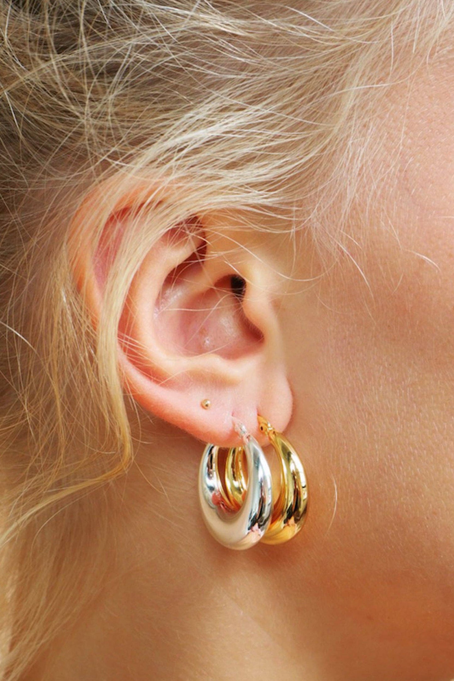 Small Becca Hoops