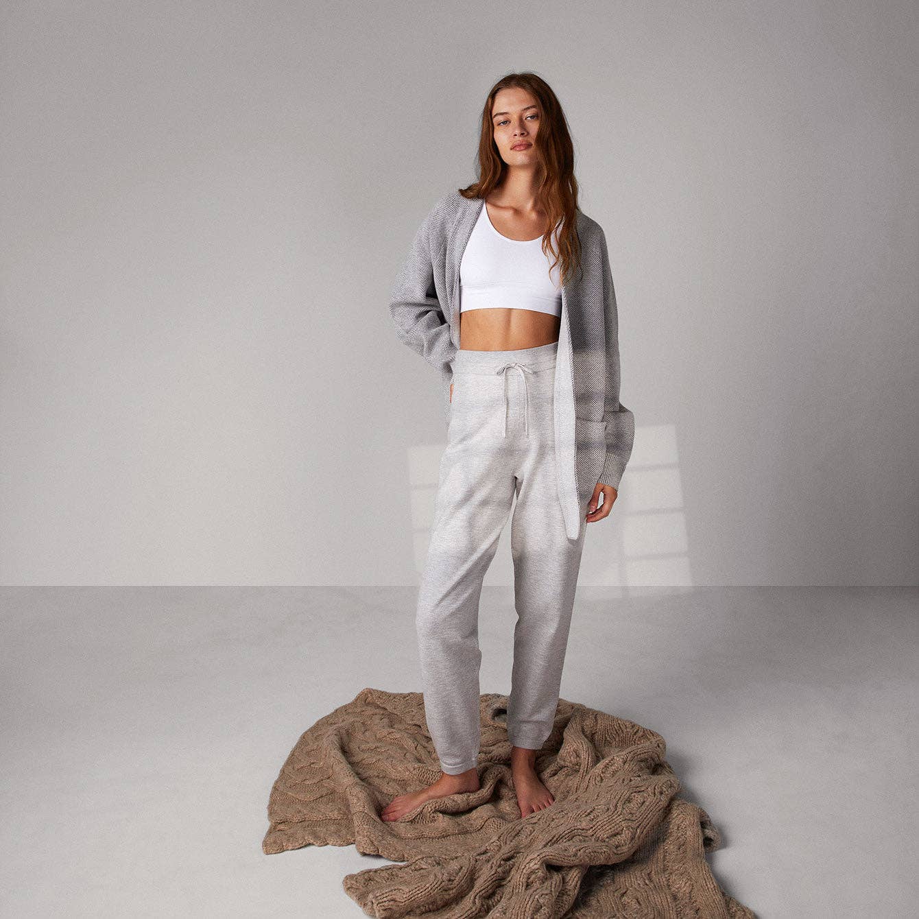Cozy Cotton Silk Relaxed Jogger, Mellow Grey Heather – Kismet